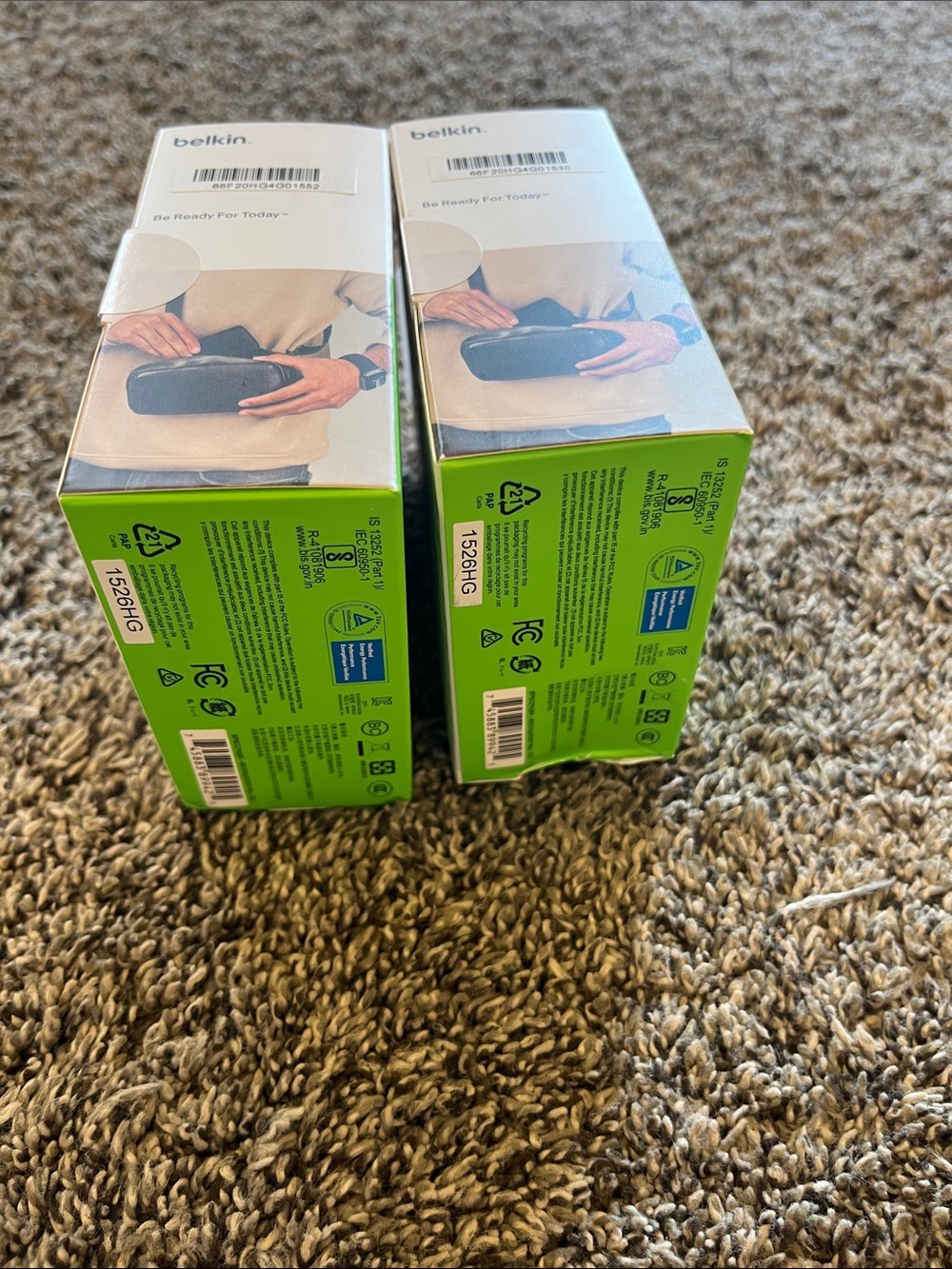belkin Black Power Bank 10K with Integrated Cable (Pack of 2) - Picture 7 of 8